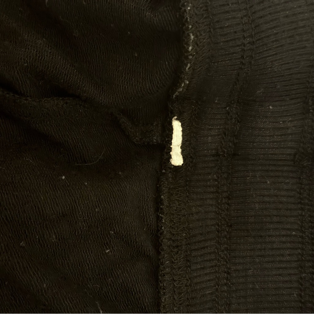ALO Yoga Women's Black Athletic Shorts - Picture 5 of 5